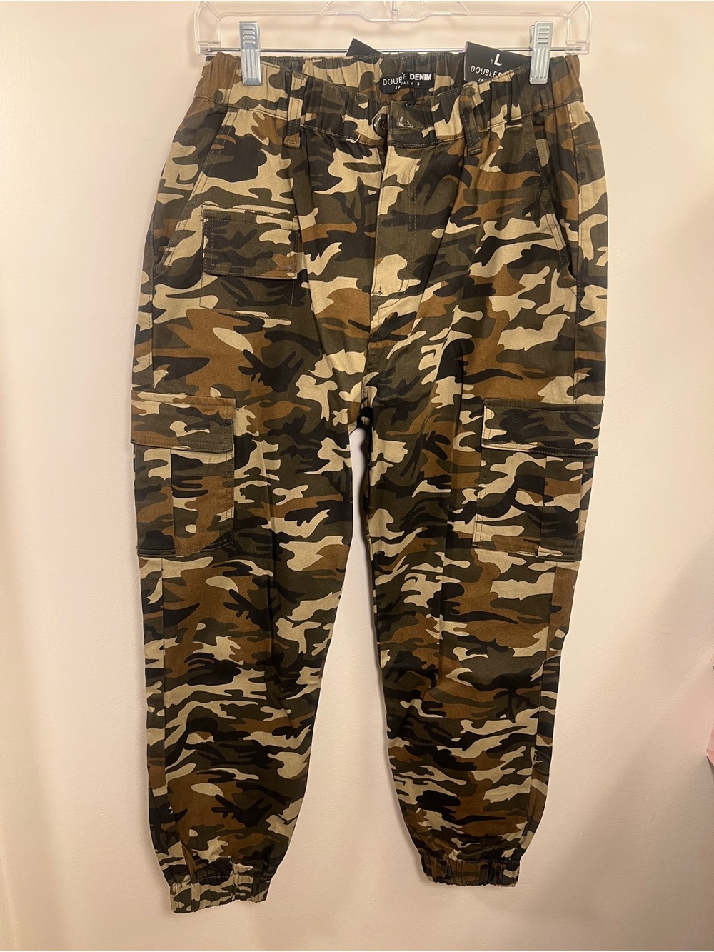 Women’s Camo Cargo Joggers in Olive Camo. New!